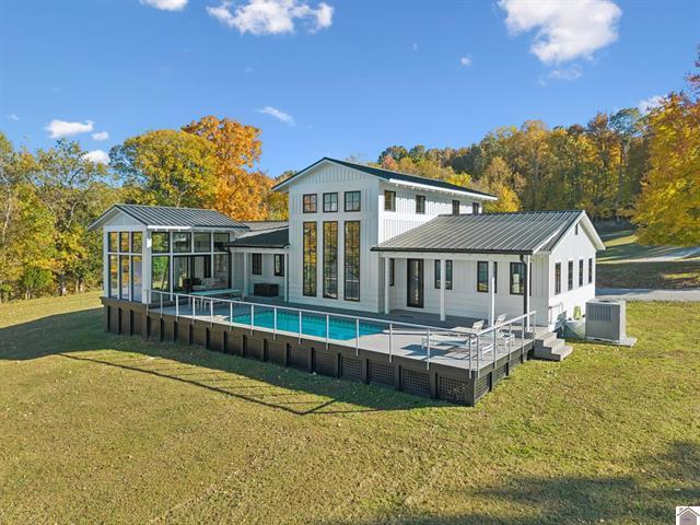 786 Howard Road Property Photo 40