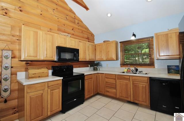 120 Holiday Way Property Photo 13