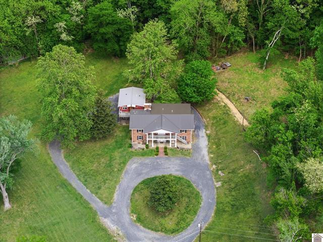 157 Lakeshore Drive Property Photo 5
