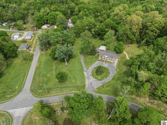 157 Lakeshore Drive Property Photo 6