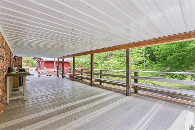 157 Lakeshore Drive Property Photo 20