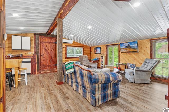 157 Lakeshore Drive Property Photo 39