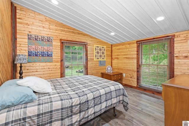 157 Lakeshore Drive Property Photo 43