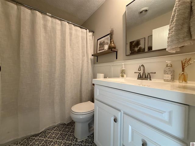 51 Lake Scene Drive Property Photo 13
