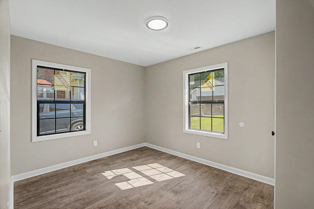 20 Robin Road Property Photo 14