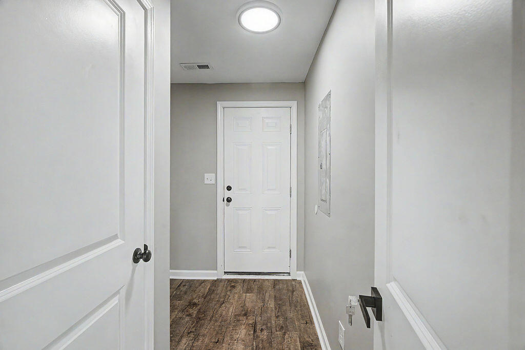 20 Robin Road Property Photo 15
