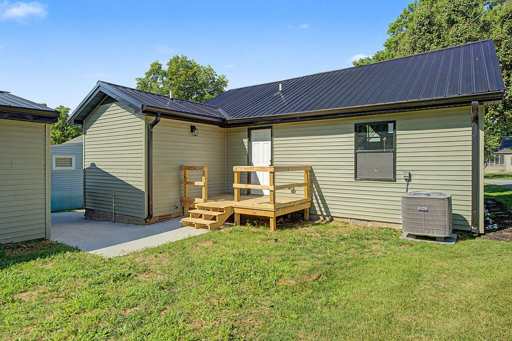 20 Robin Road Property Photo 19