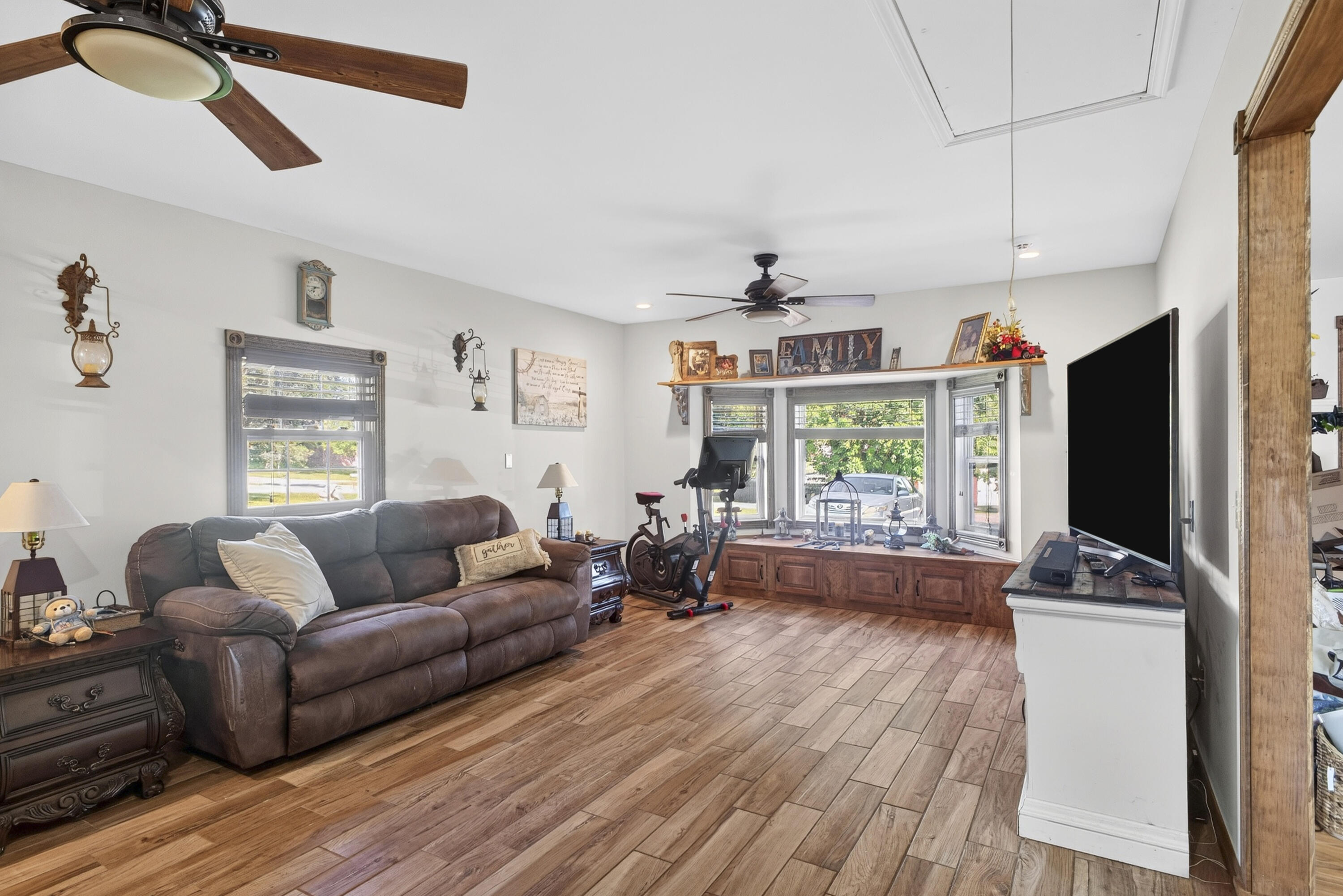 157 Wharton Road Property Photo 8
