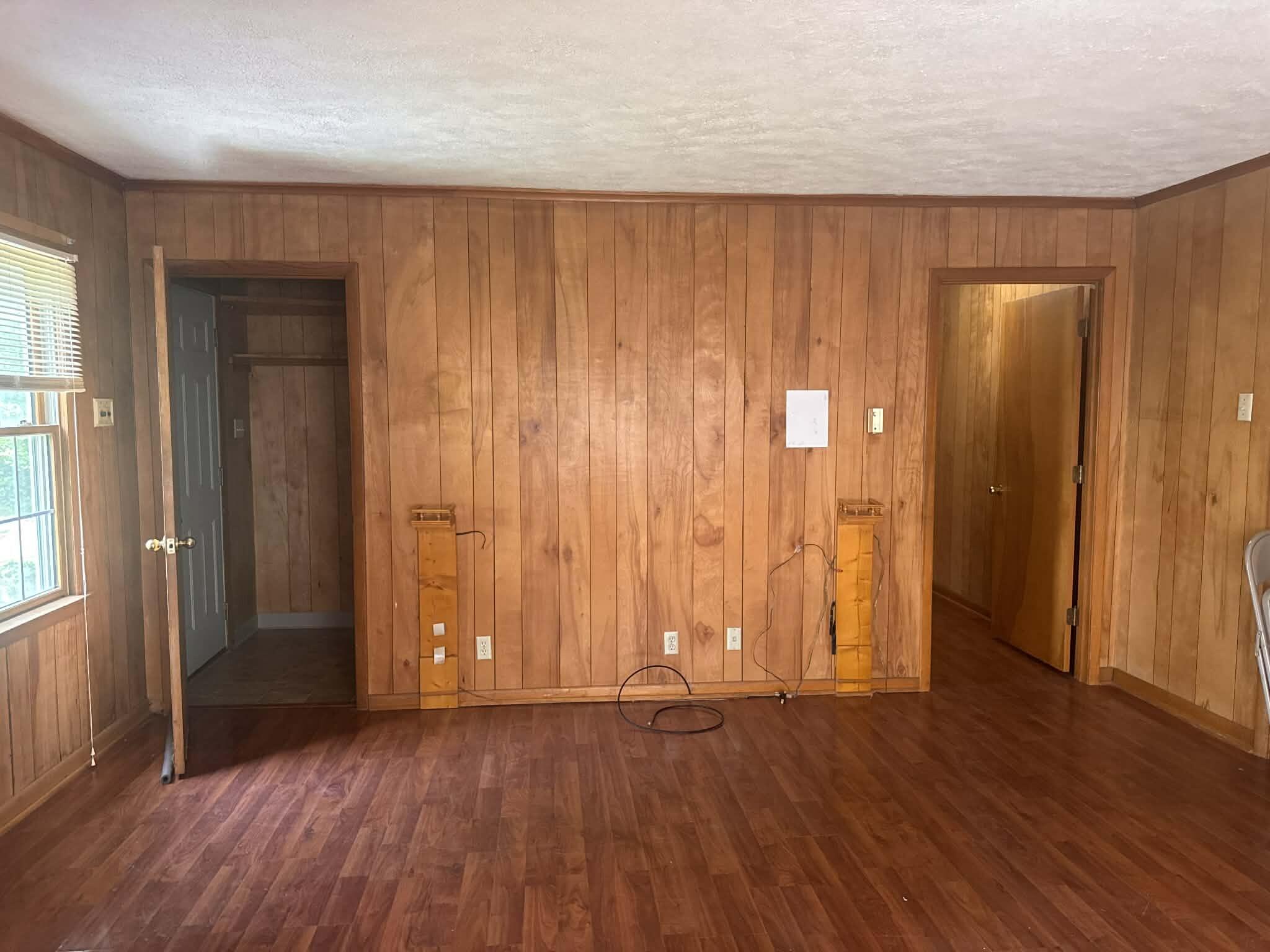 1103 E 18th Street Property Photo 12