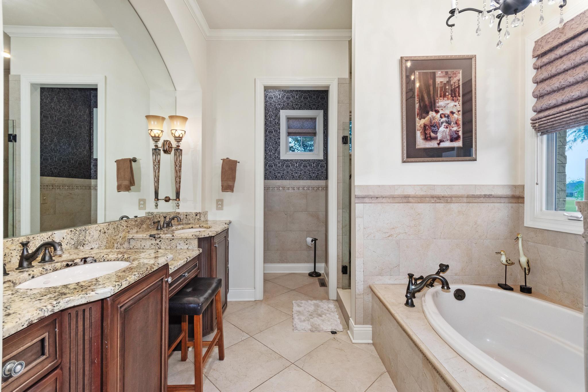 250 Spyglass Drive Property Photo 3