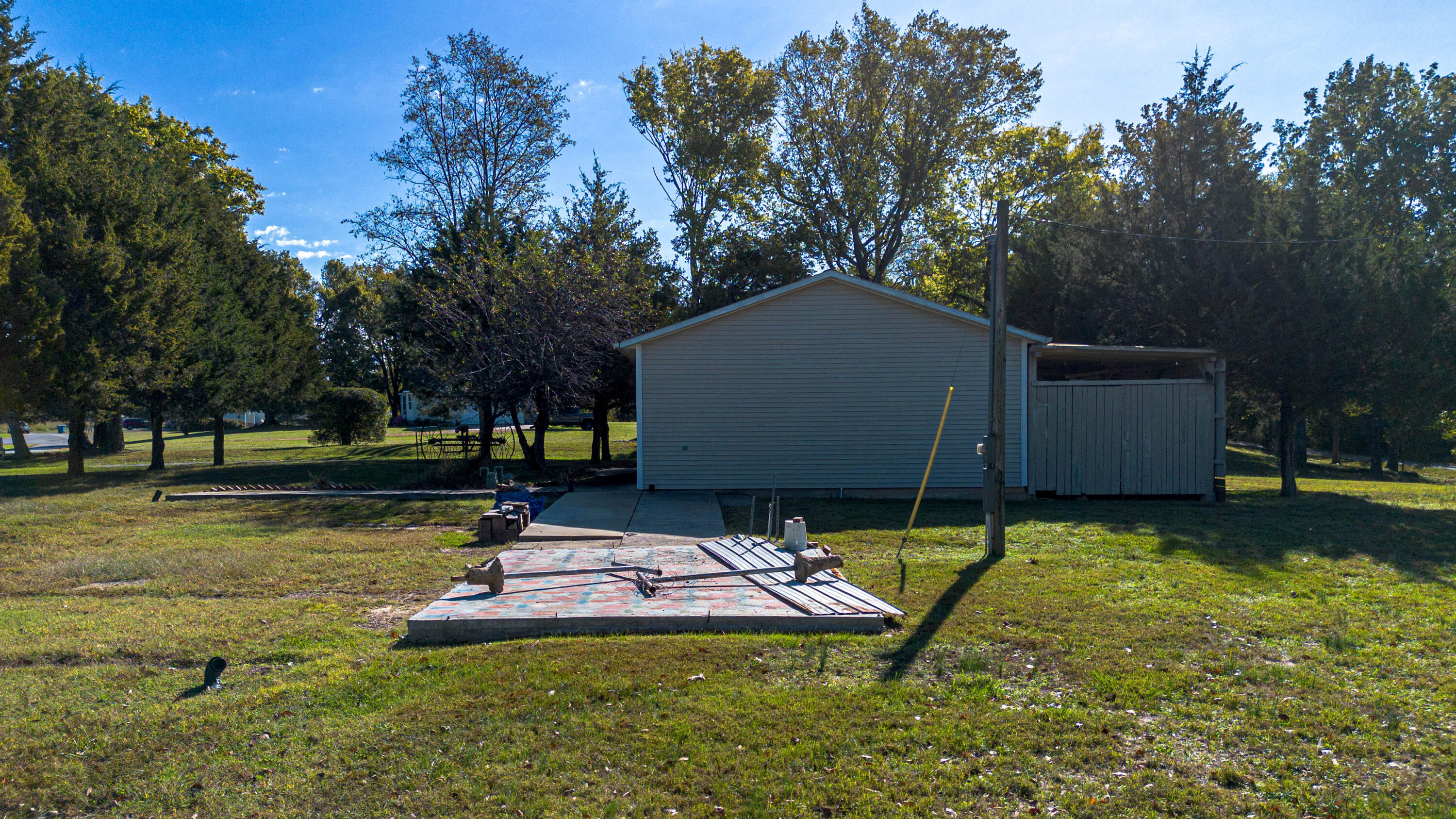 252 County Rd 1228 Property Photo 7
