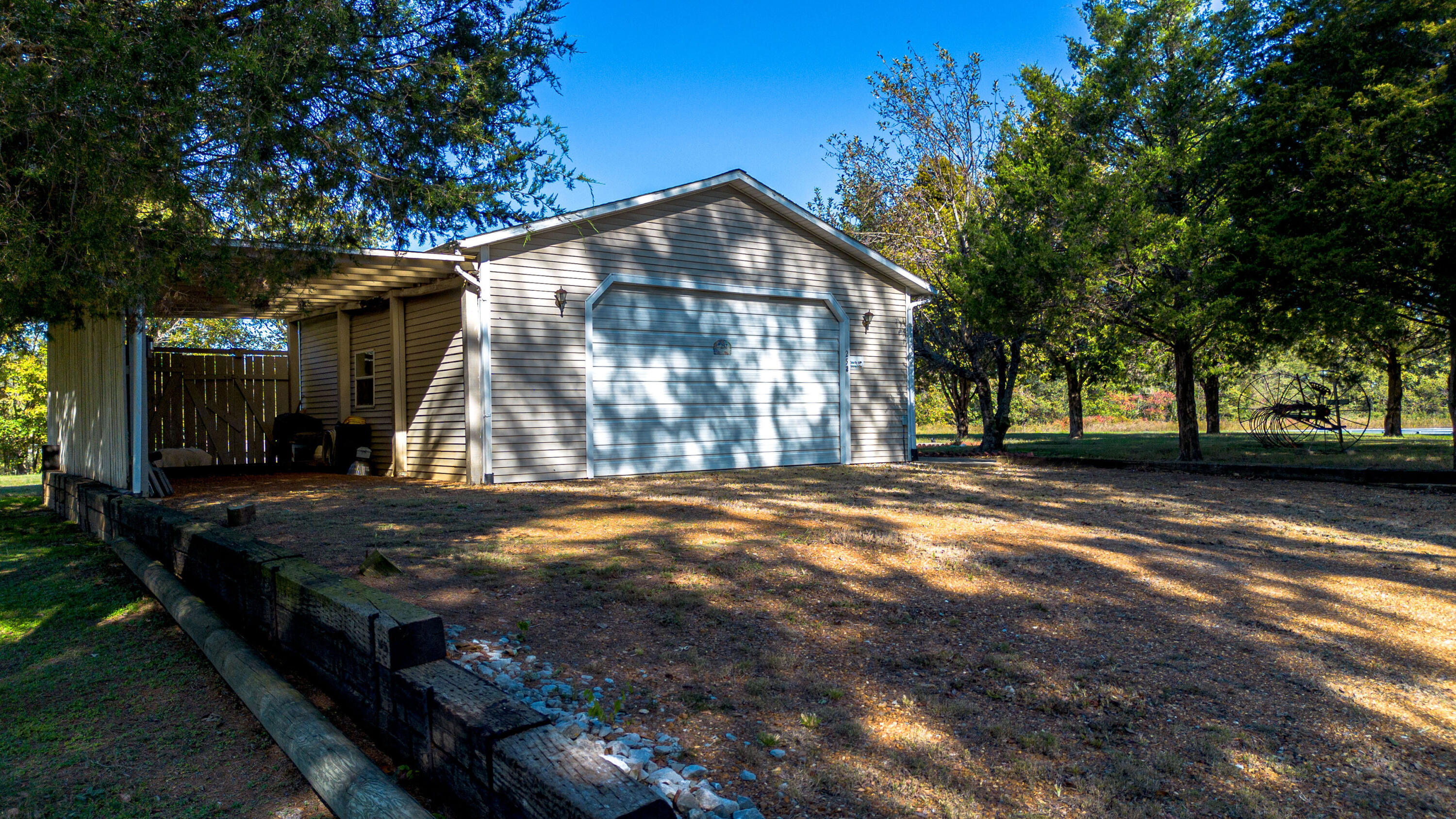 252 County Rd 1228 Property Photo 11