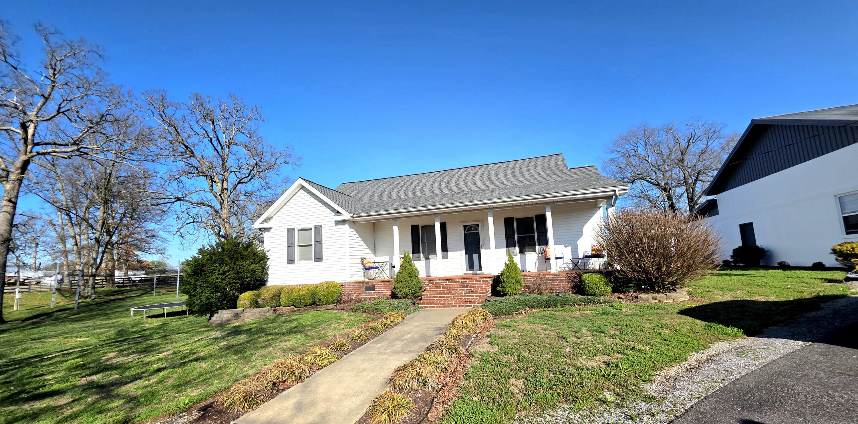 1498 Coopertown Road Property Photo 2