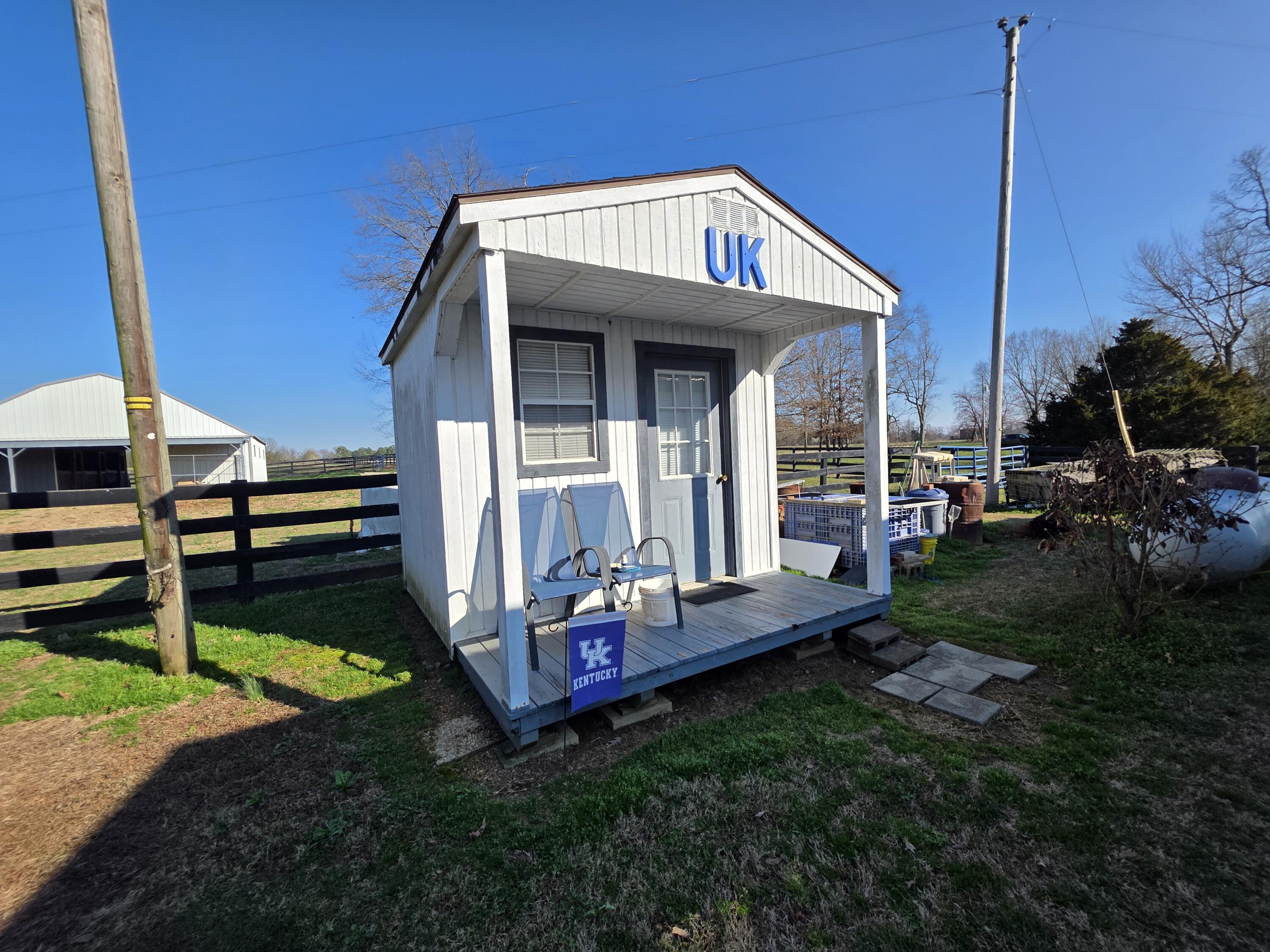 1498 Coopertown Road Property Photo 8