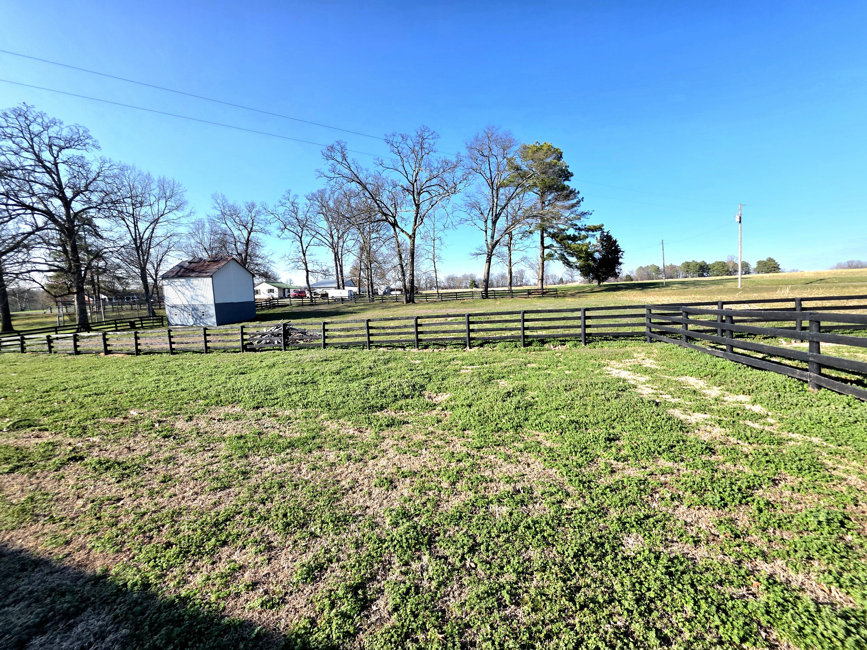 1498 Coopertown Road Property Photo 14