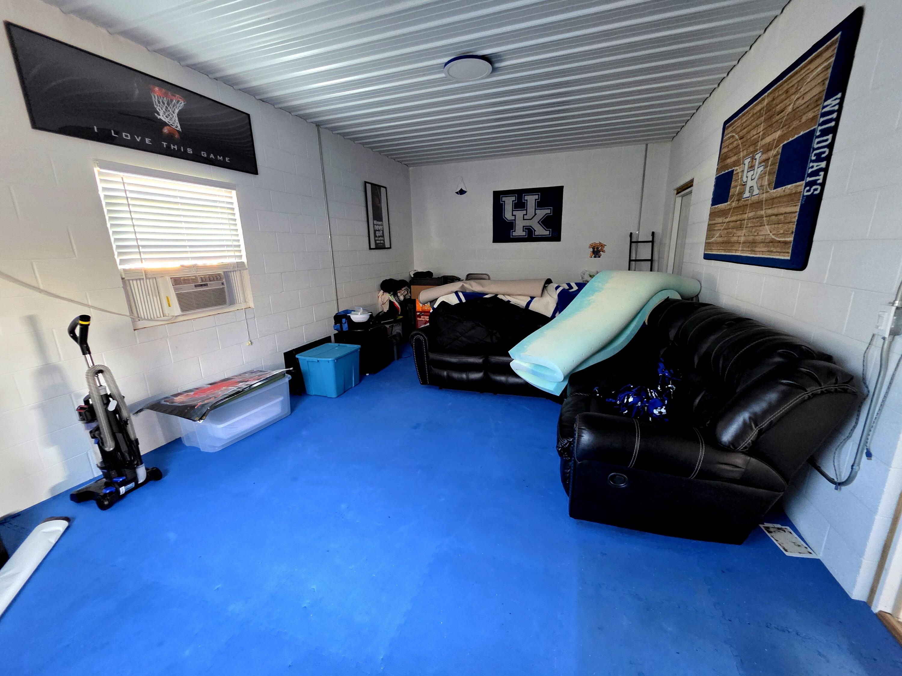 1498 Coopertown Road Property Photo 23