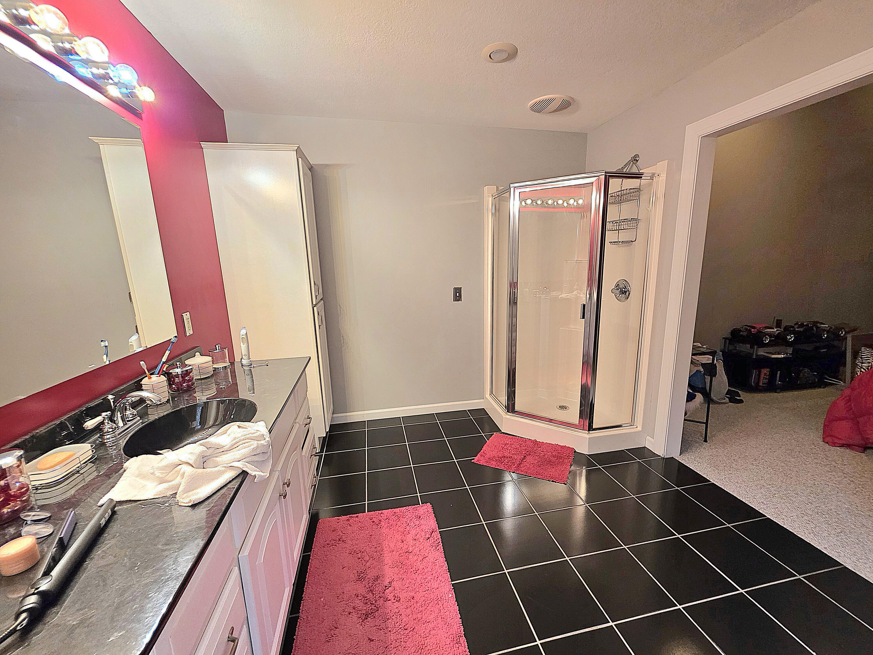 1498 Coopertown Road Property Photo 33