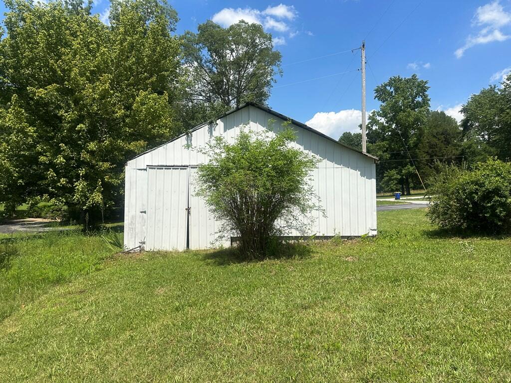 7253 Morgantown Road Property Photo 23