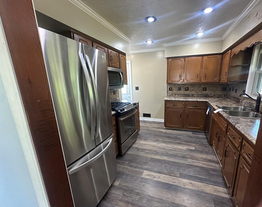 3615 Merle Travis Highway Property Photo 5