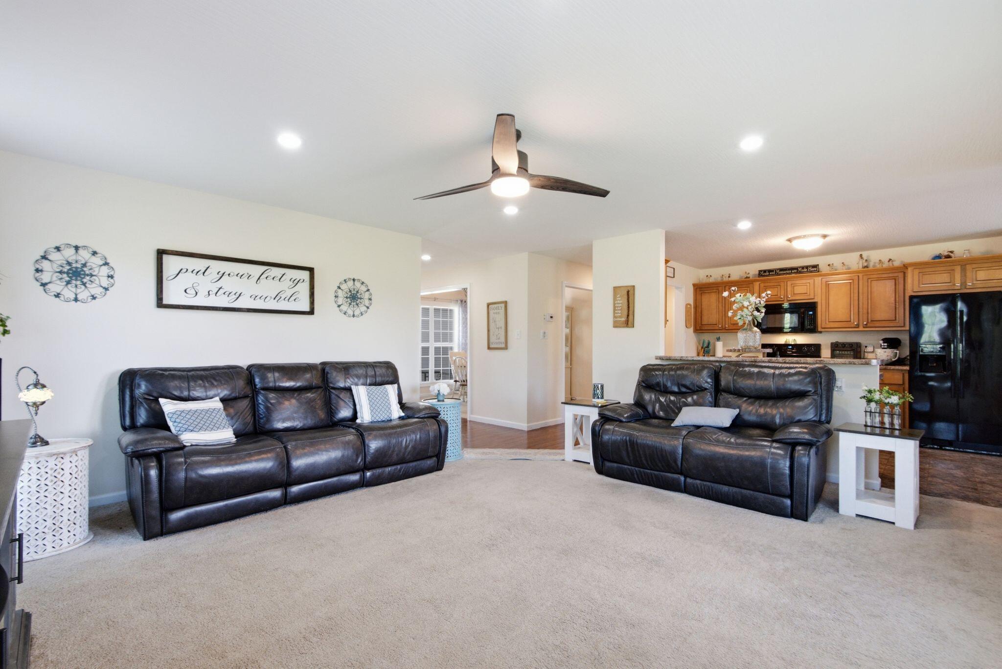 273 Ridgefield Drive Property Photo 14