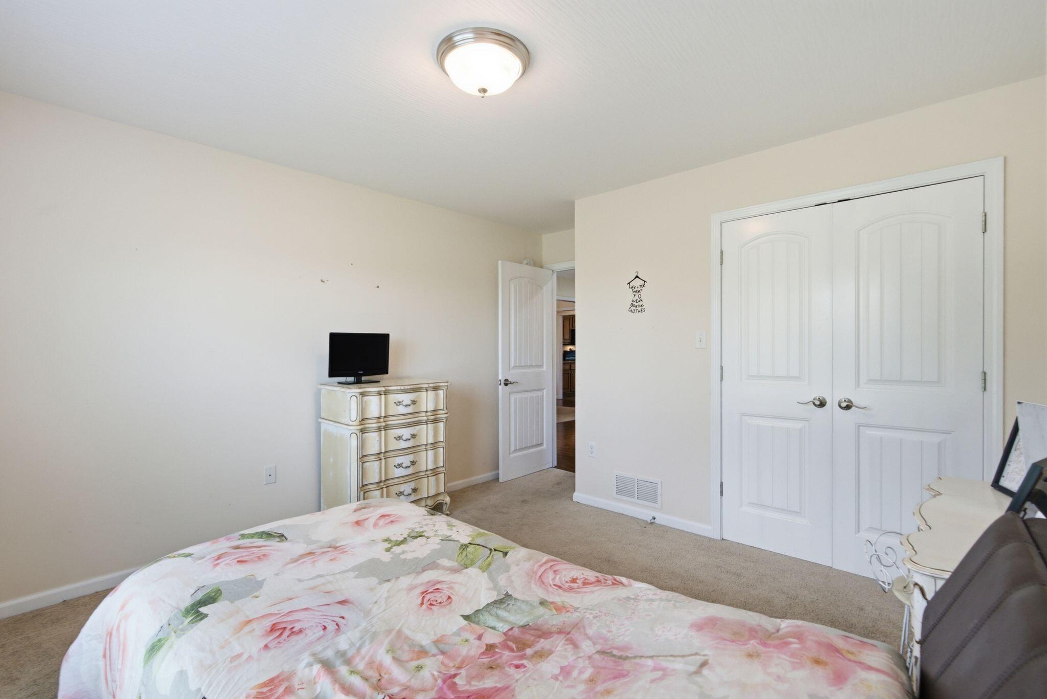 273 Ridgefield Drive Property Photo 37