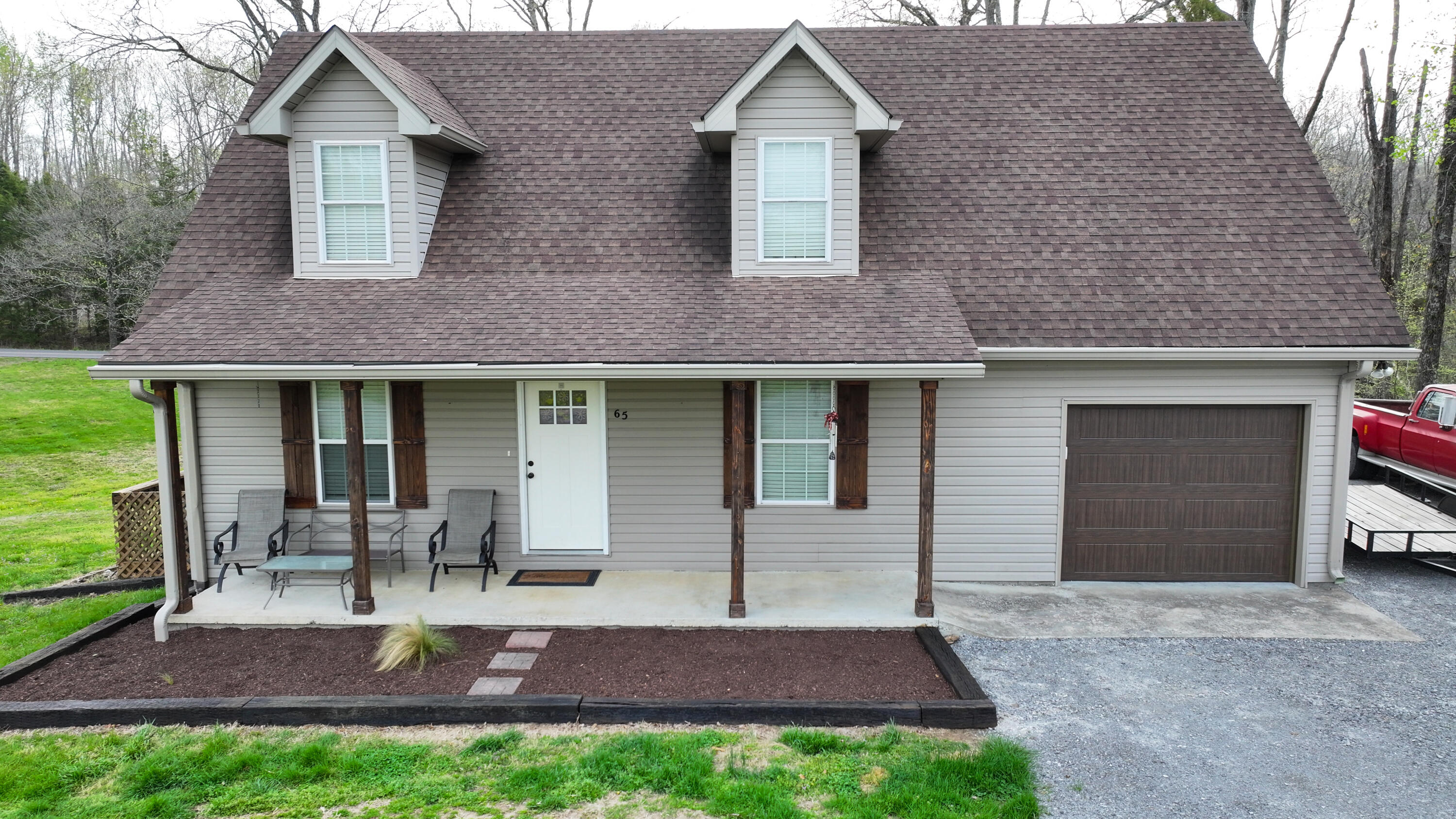 65 Bay Lane Property Photo 2