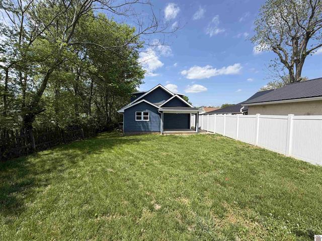 408 N Hawthorne Street Property Photo 21