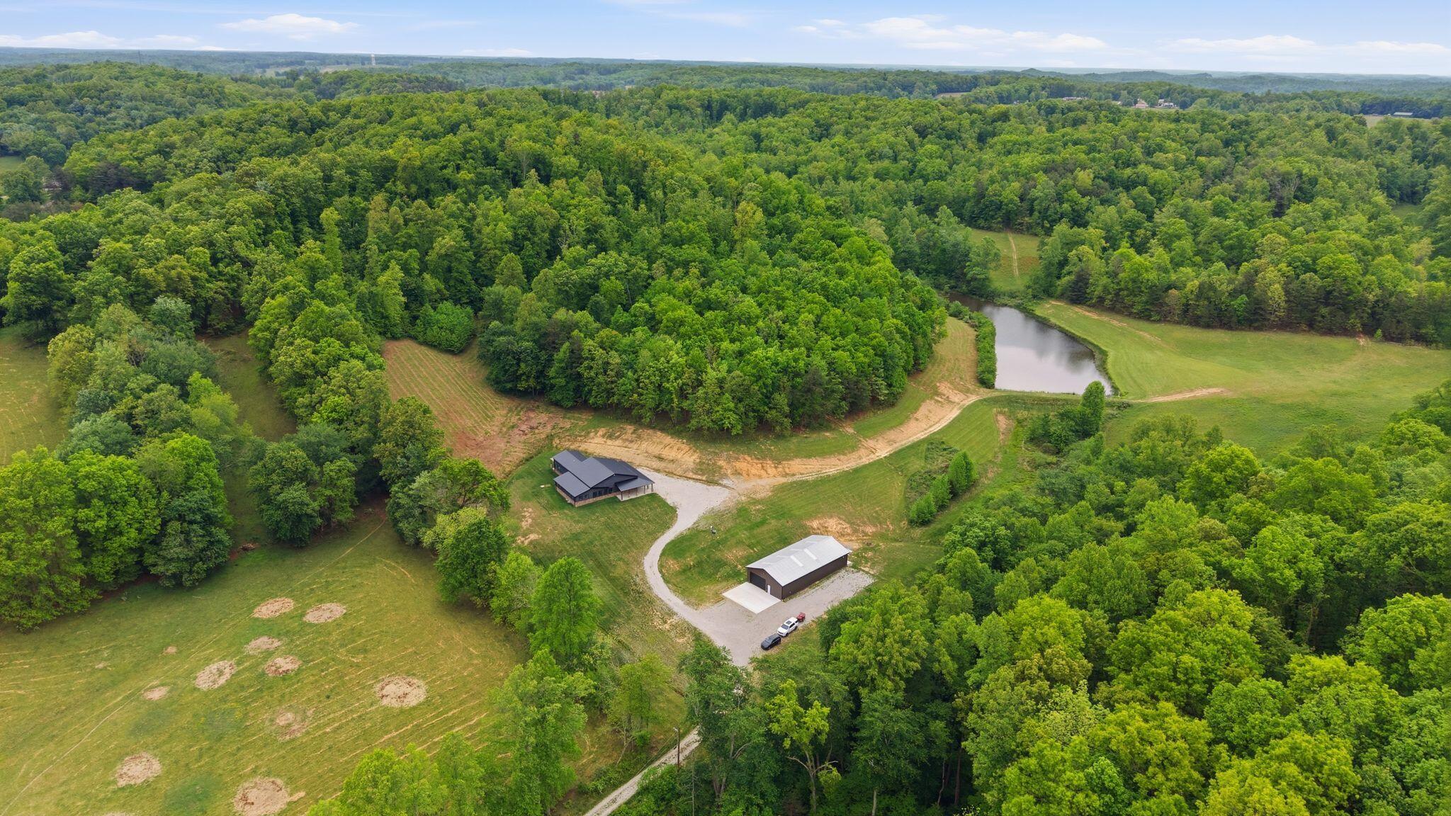 223 Hollin Road Property Photo 3