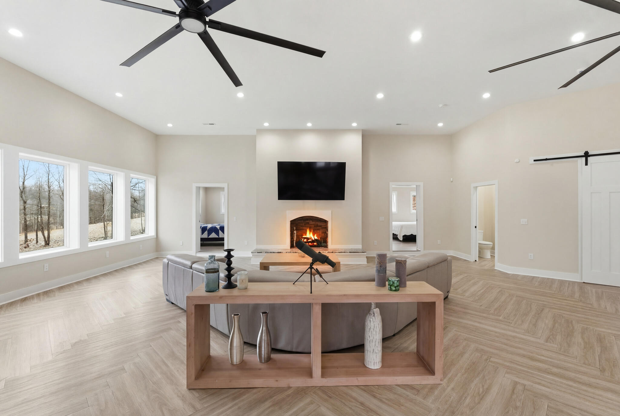 223 Hollin Road Property Photo 8