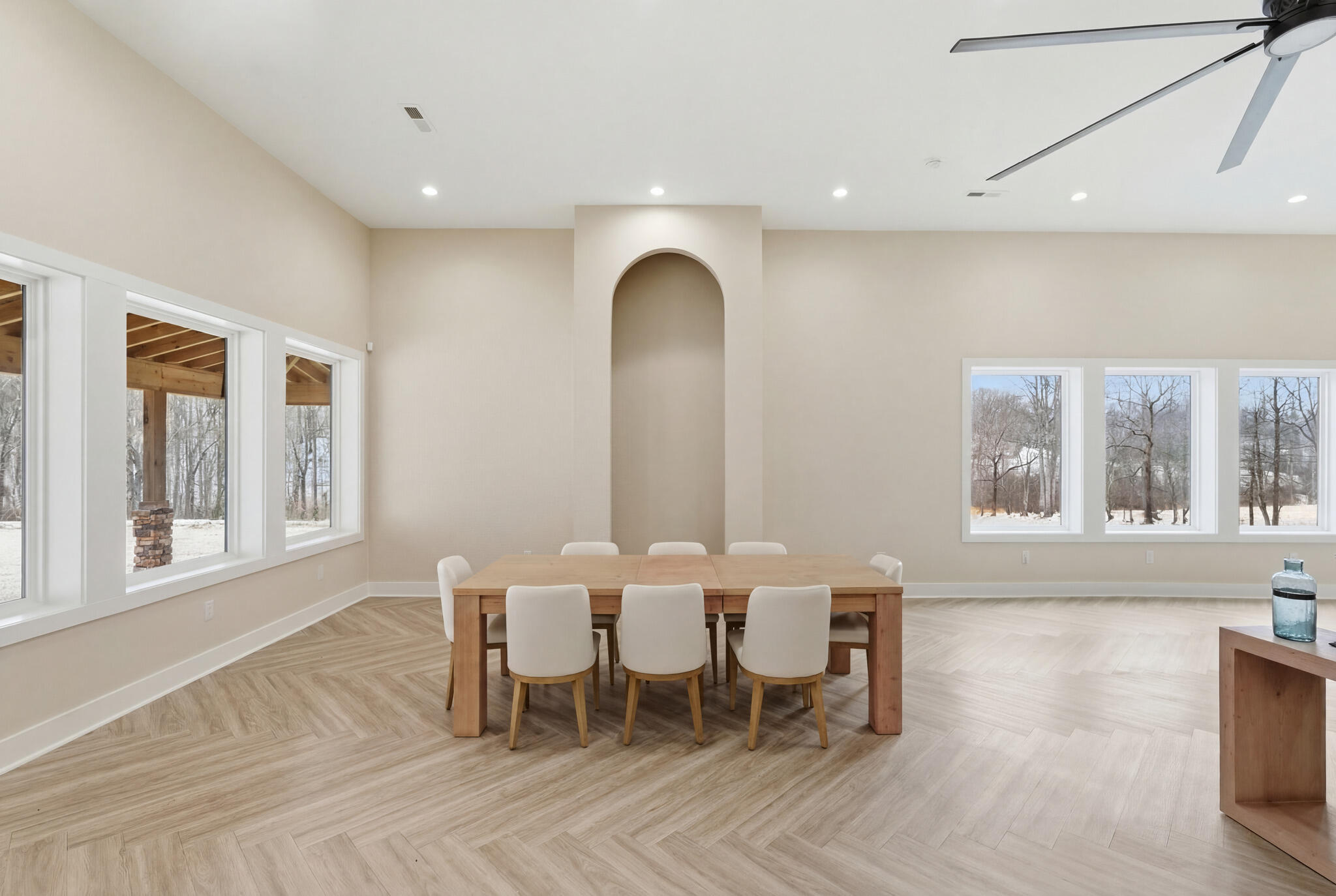 223 Hollin Road Property Photo 12