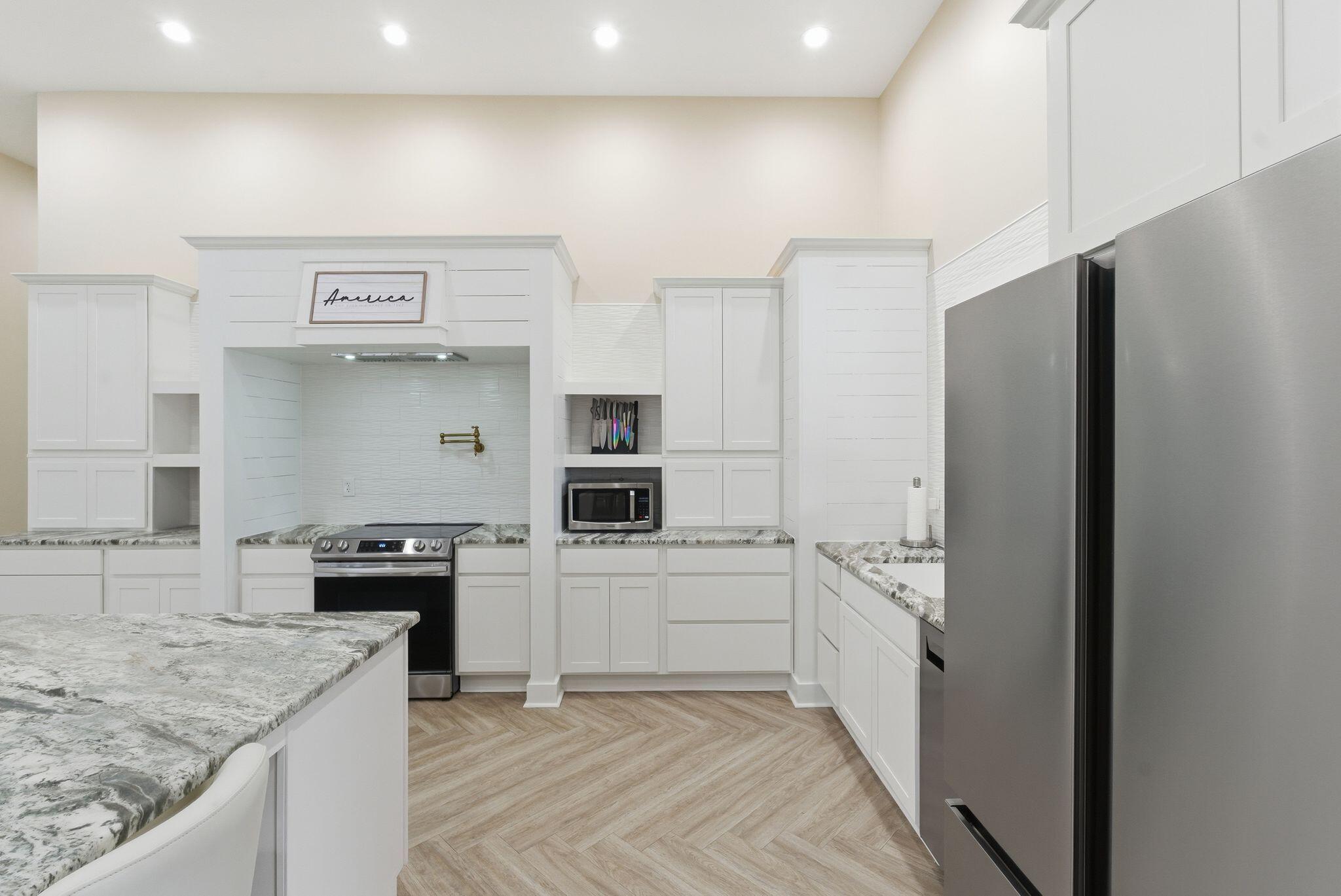 223 Hollin Road Property Photo 15