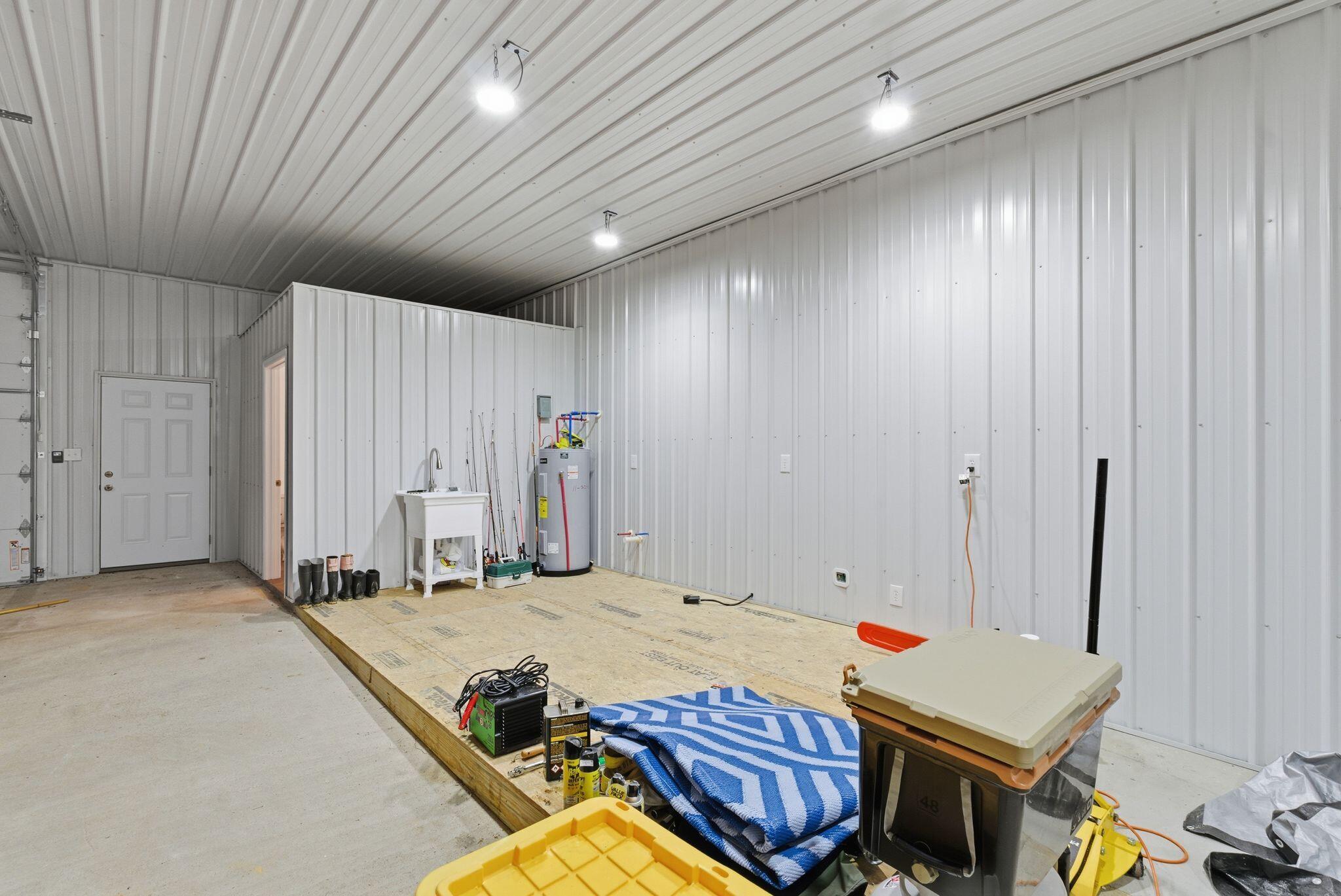 223 Hollin Road Property Photo 40