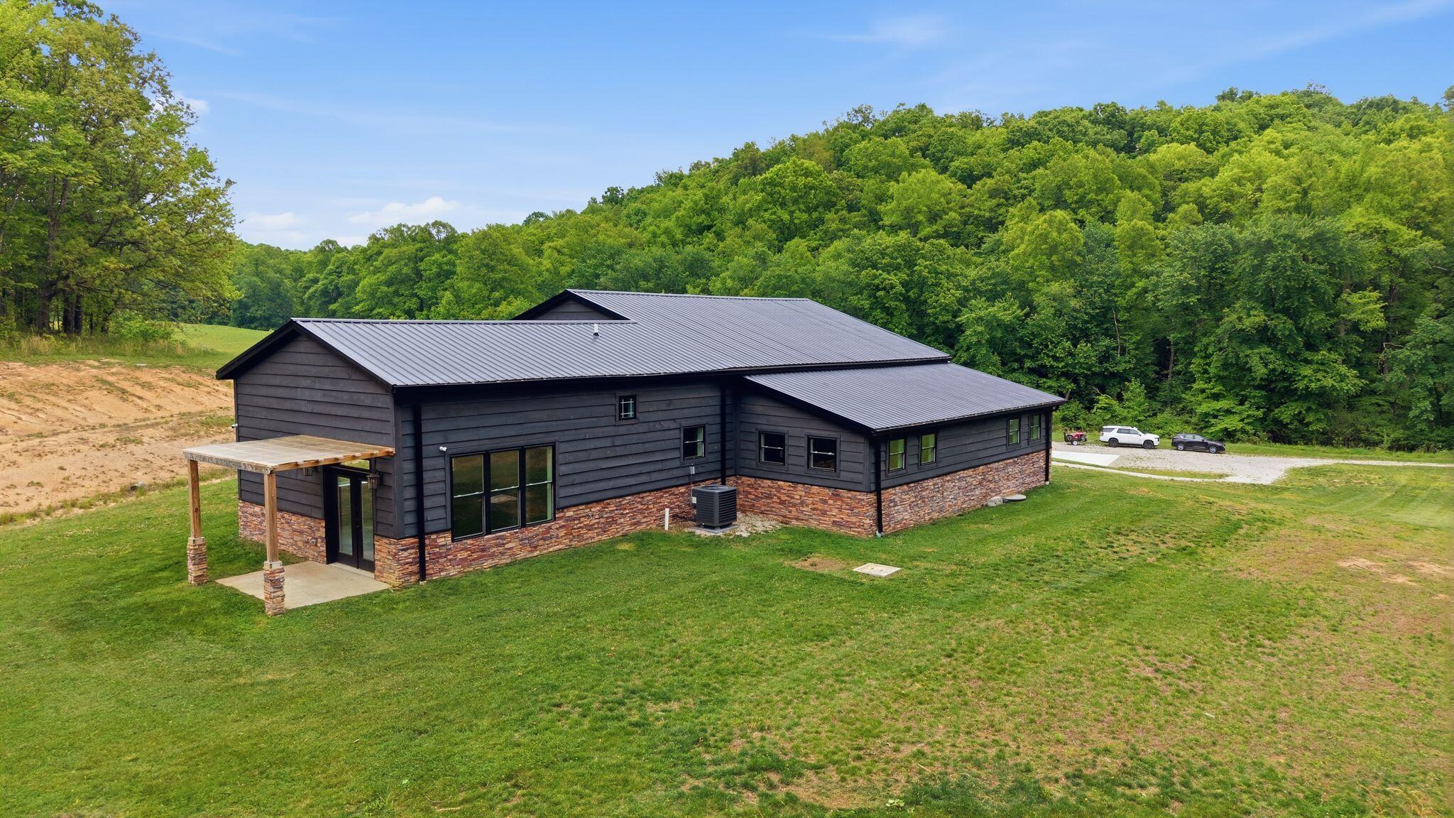 223 Hollin Road Property Photo 48