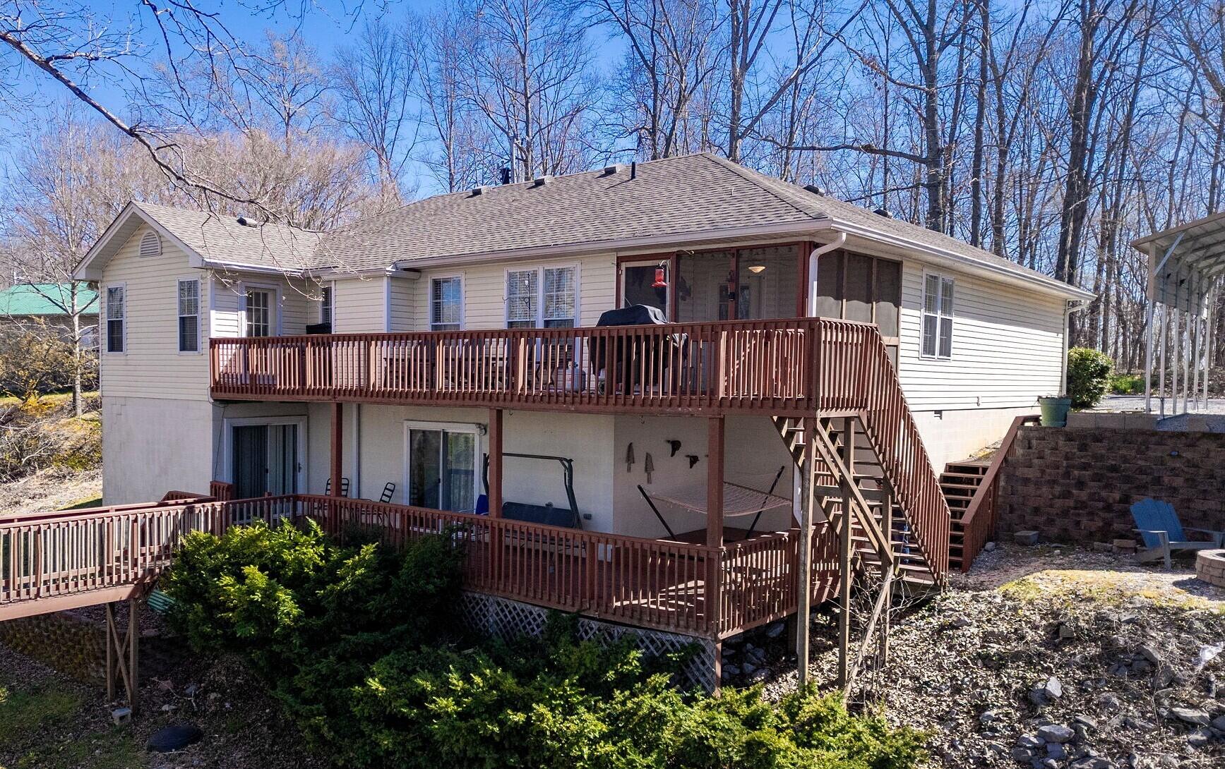 477 Beechwood Drive Property Photo 4