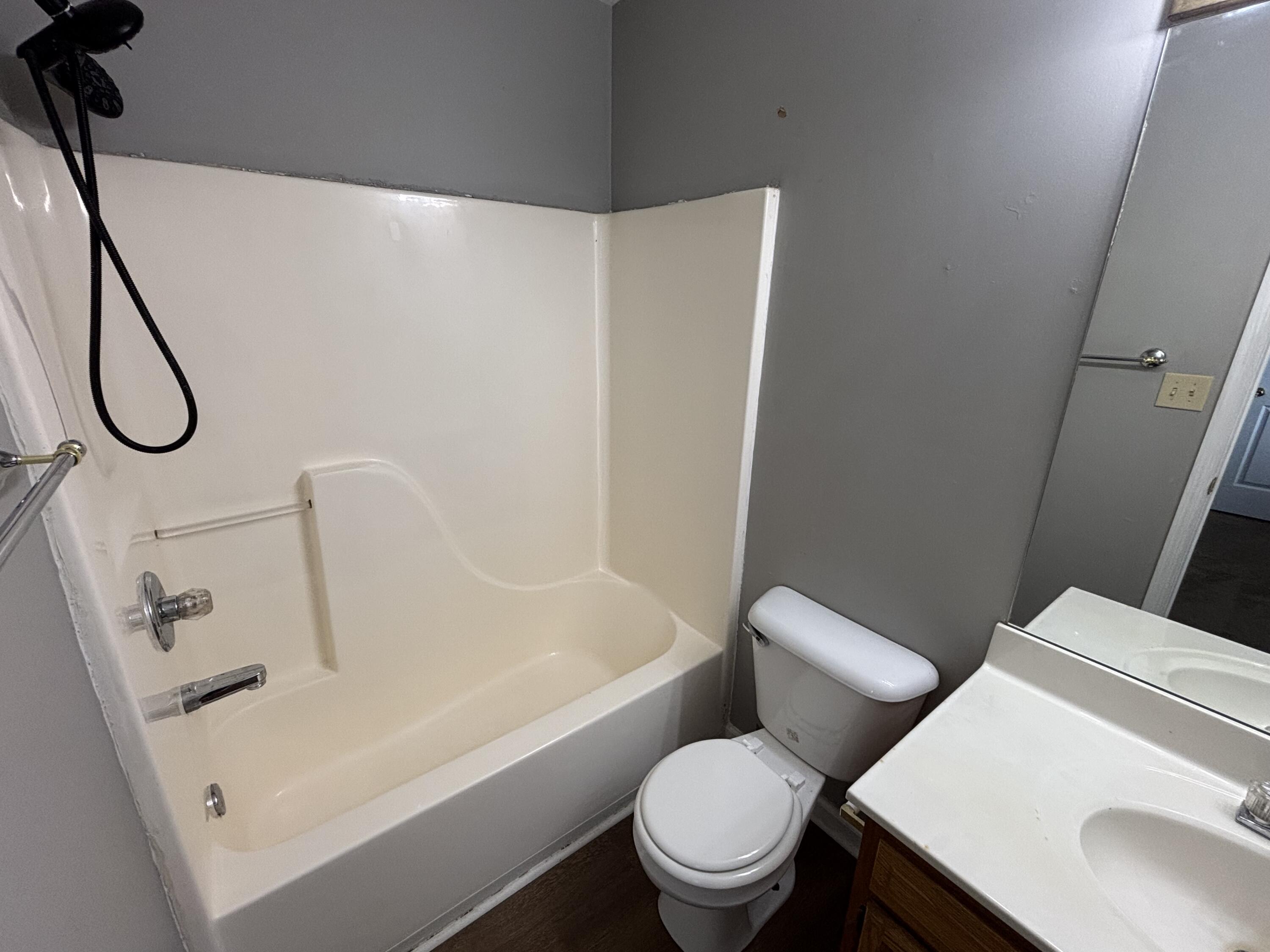 210 Maple Leaf Lane Property Photo 7