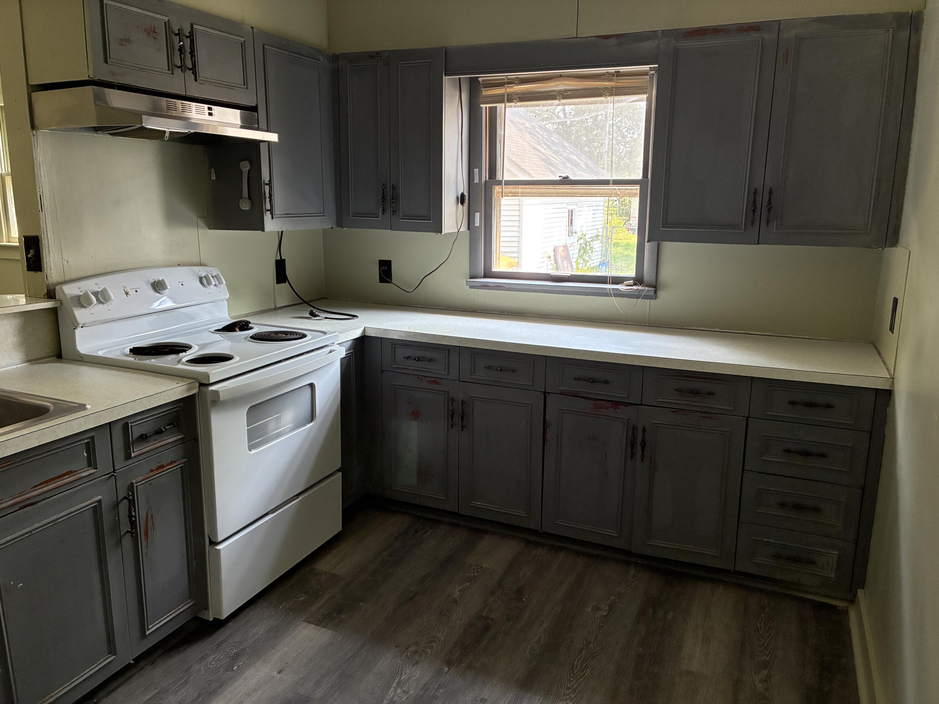 1907 Adams Street Property Photo 6