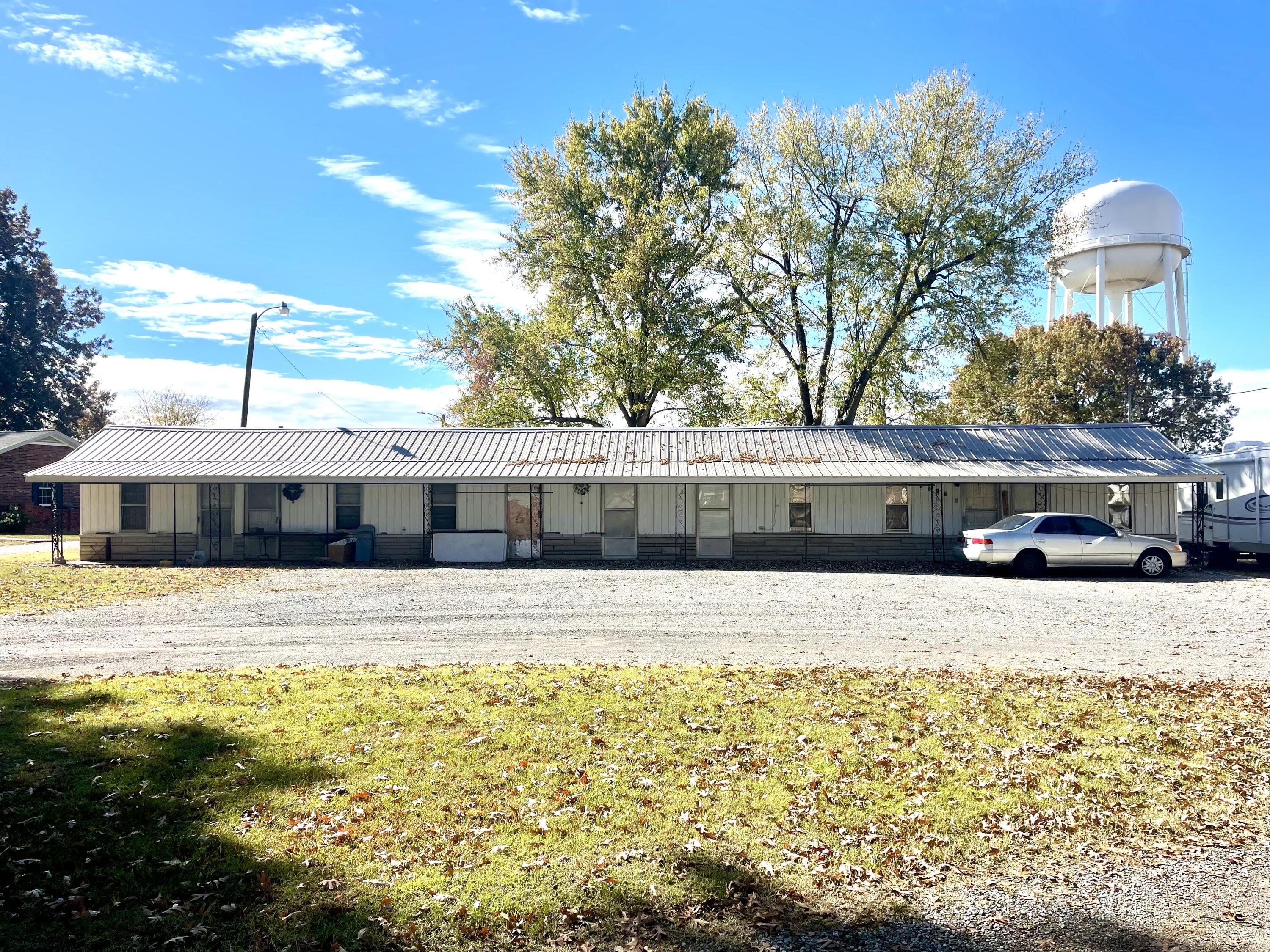 6745 Benton Road Property Photo 12
