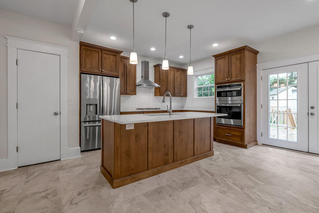 814 Melrose Avenue Property Photo 12