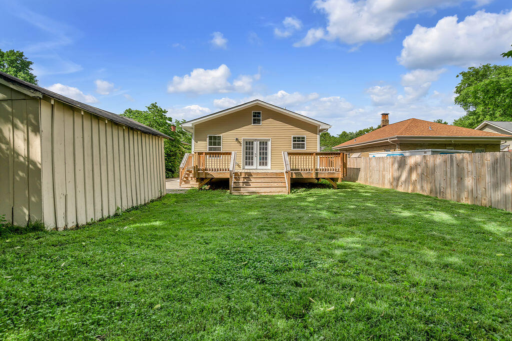 814 Melrose Avenue Property Photo 31