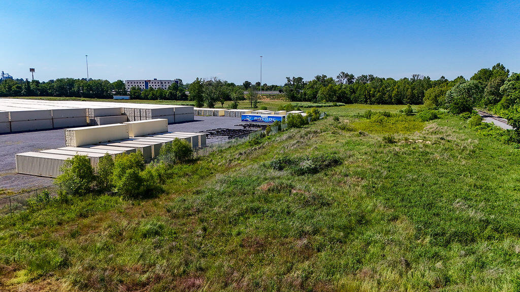 297 Treeland Drive Property Photo 3