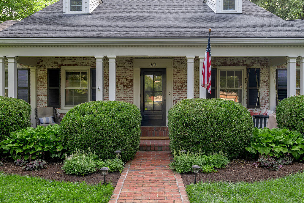1305 Cooper Drive Property Photo 4