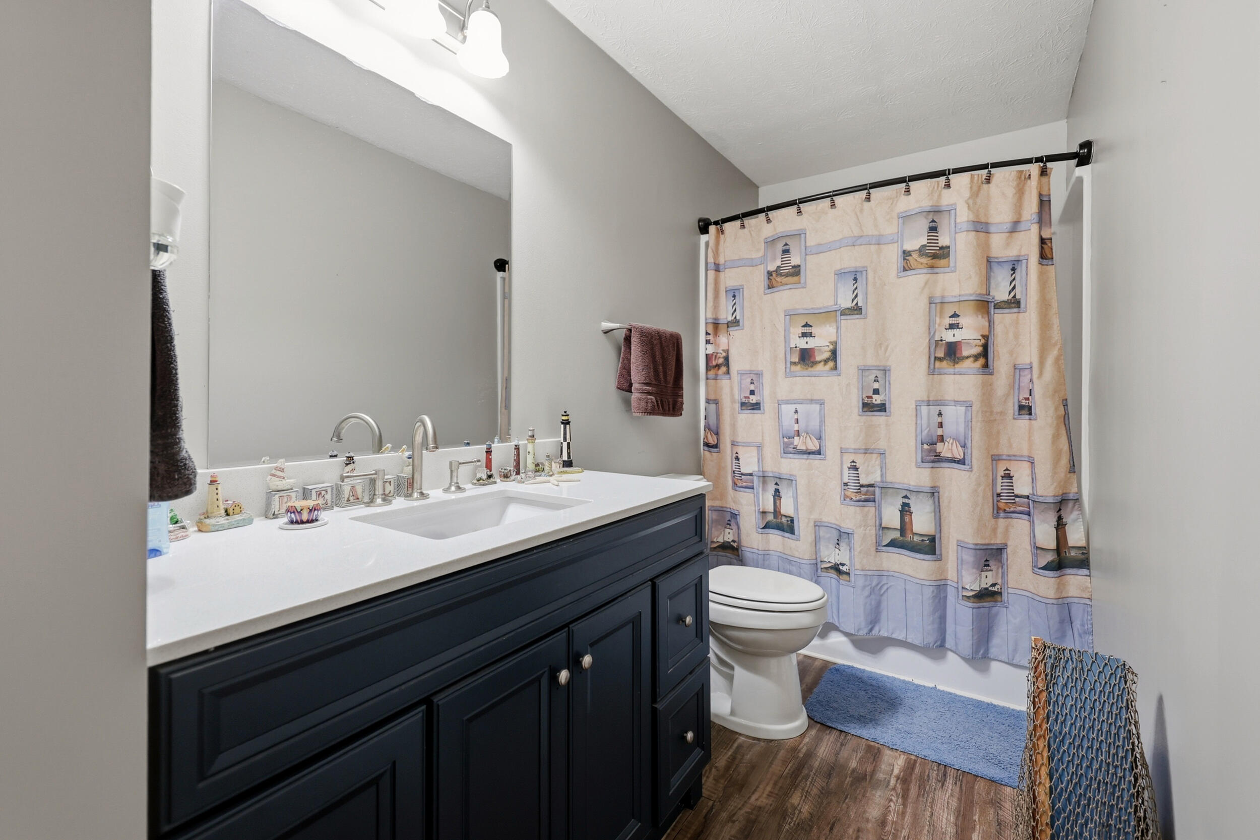 216 Robyn Drive Property Photo 14