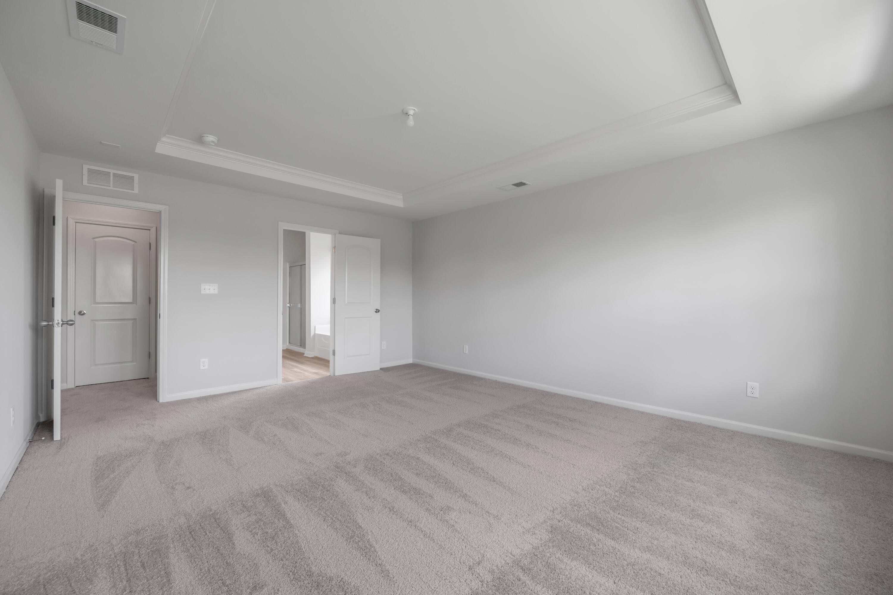 1909 Belhurst Way Property Photo 18