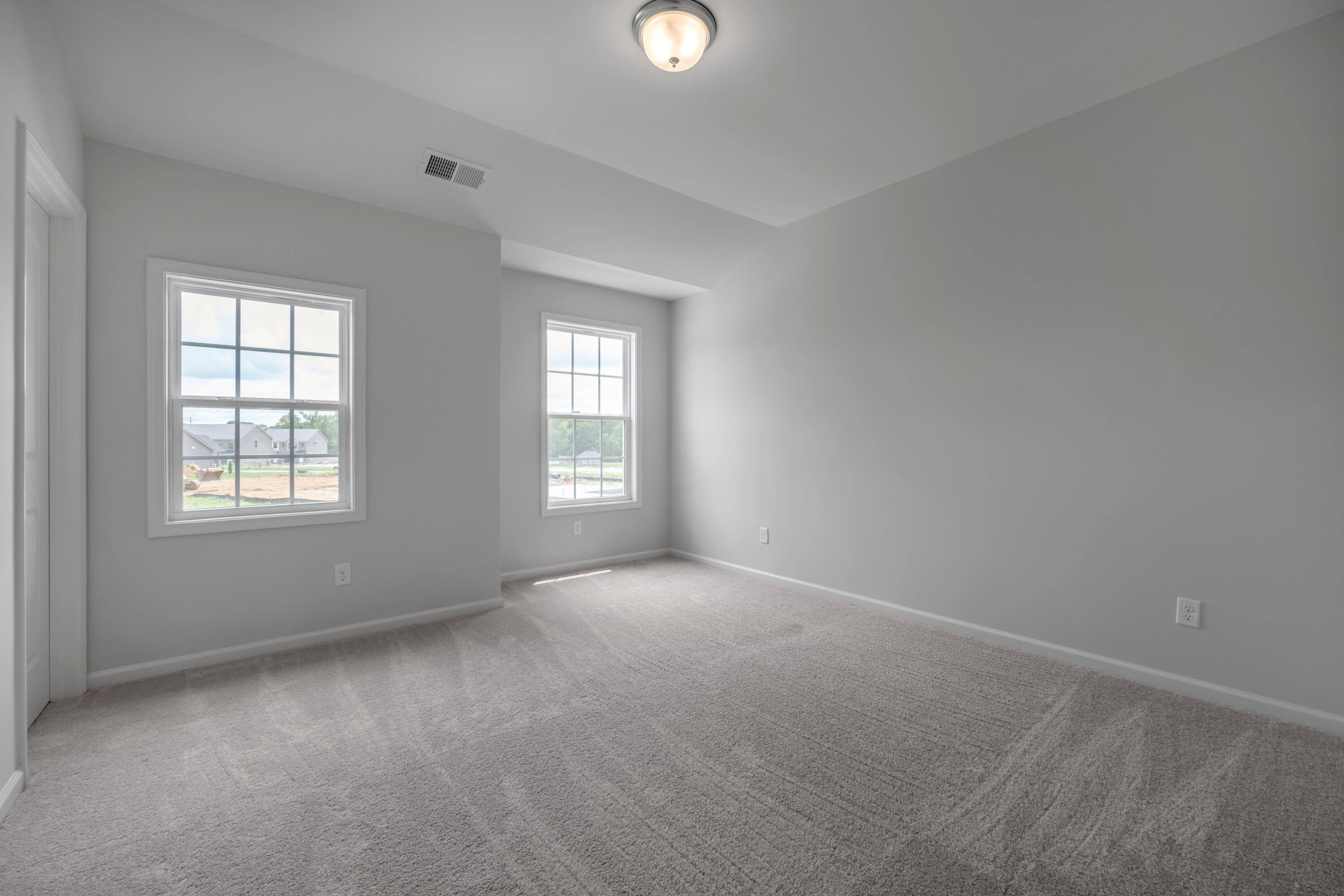 1909 Belhurst Way Property Photo 21