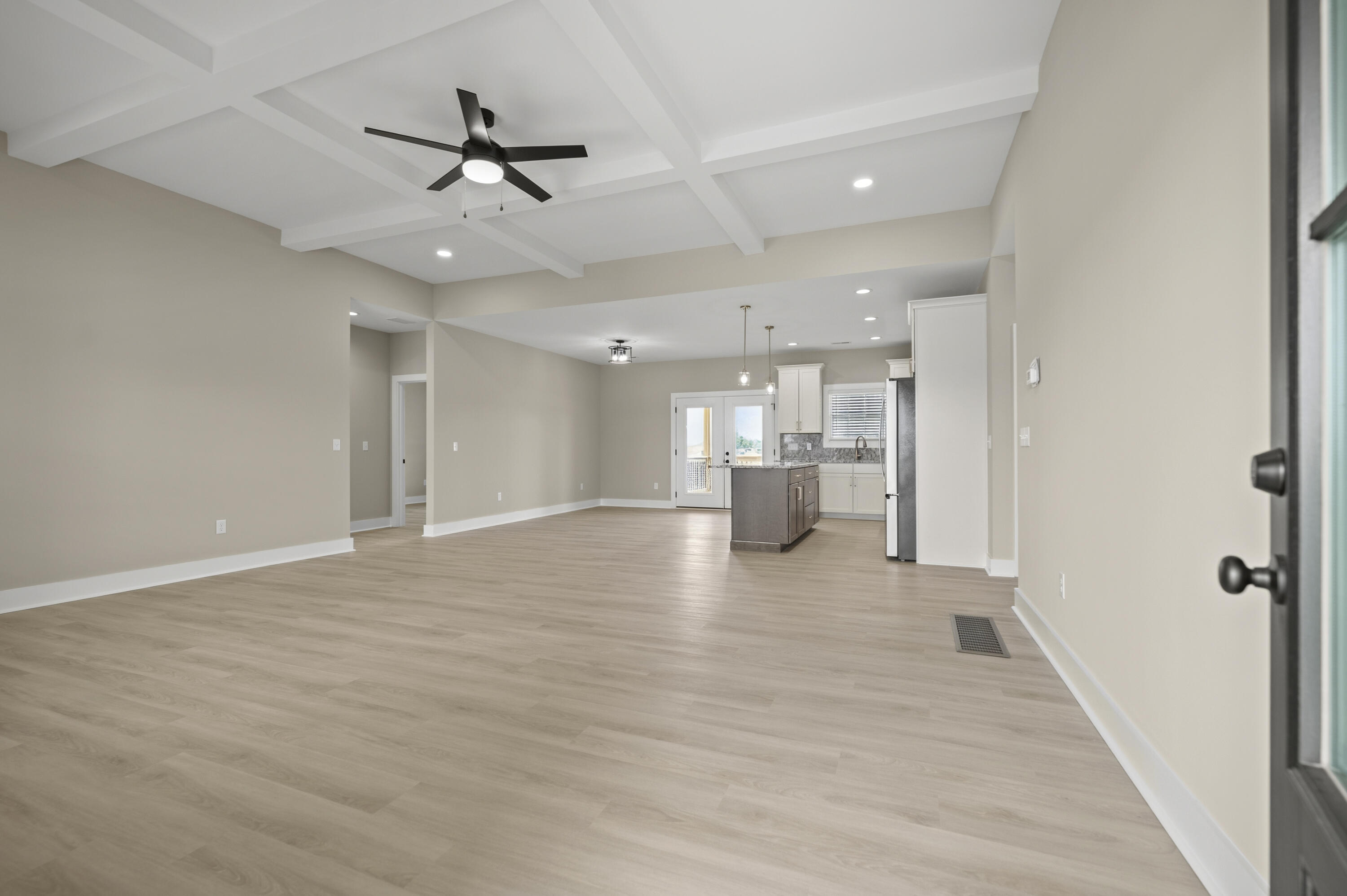 112 Cabela Drive Property Photo 3
