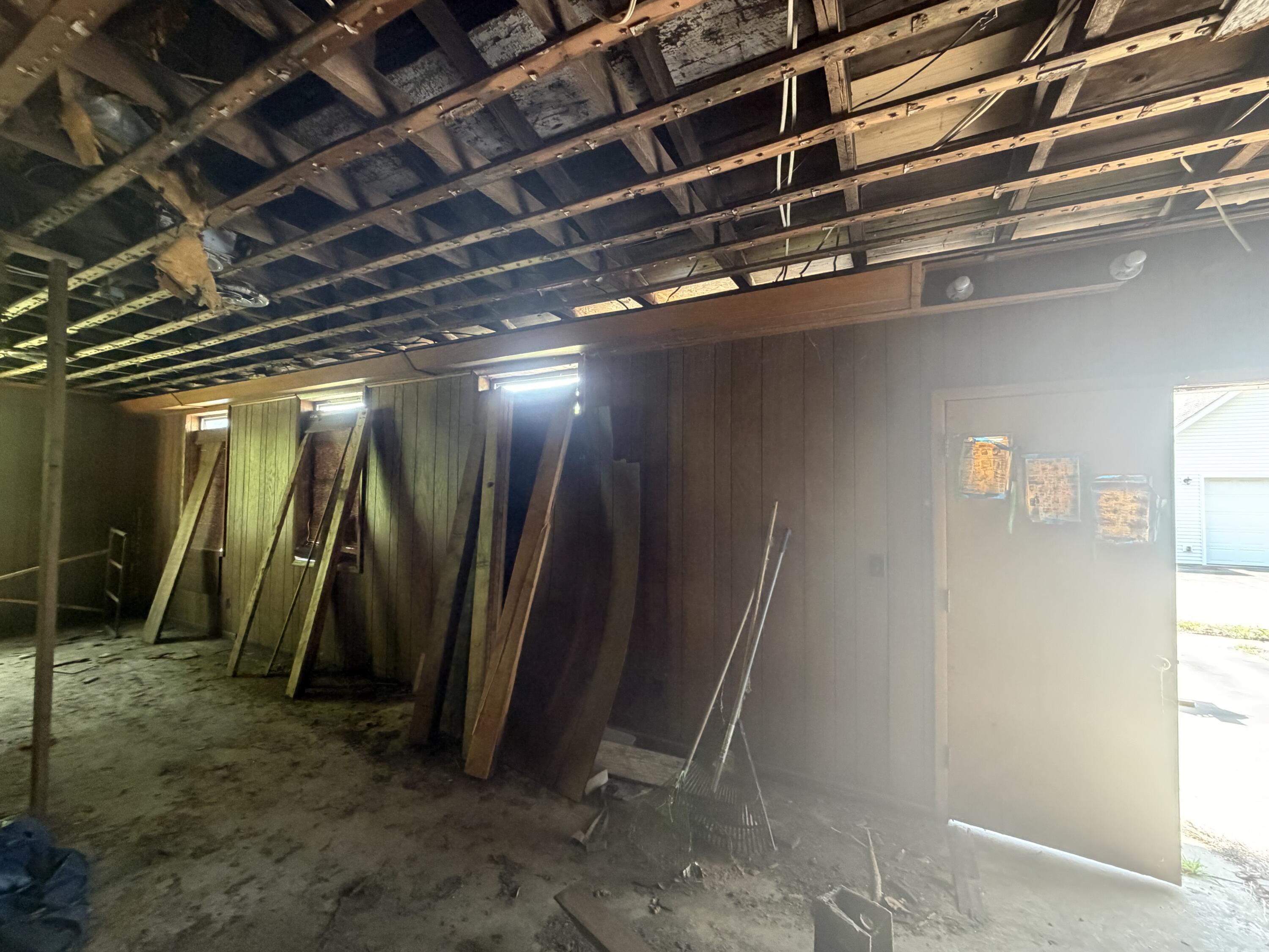 231 S 5th Street Property Photo 4