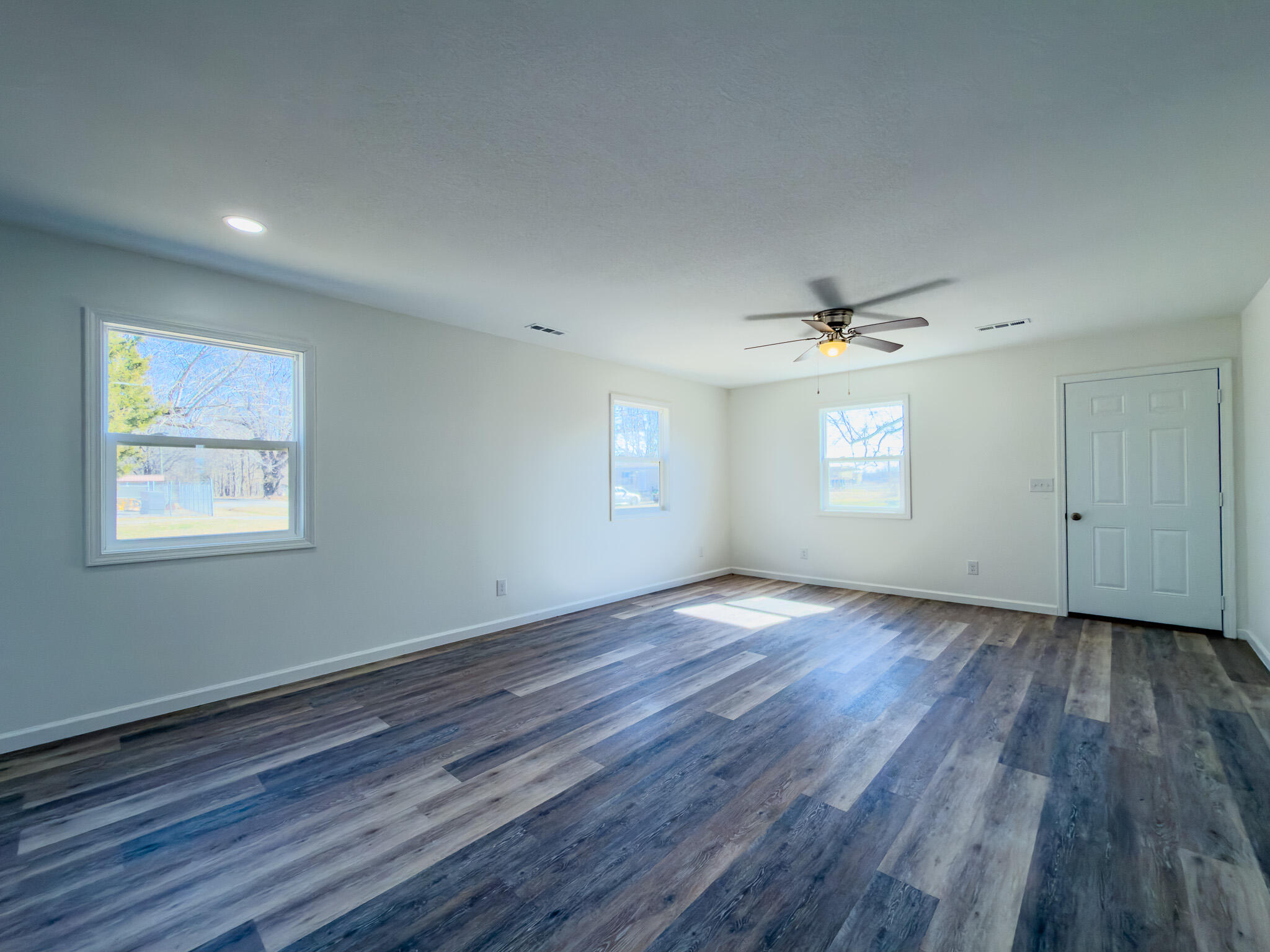 408 2nd Street Property Photo 6