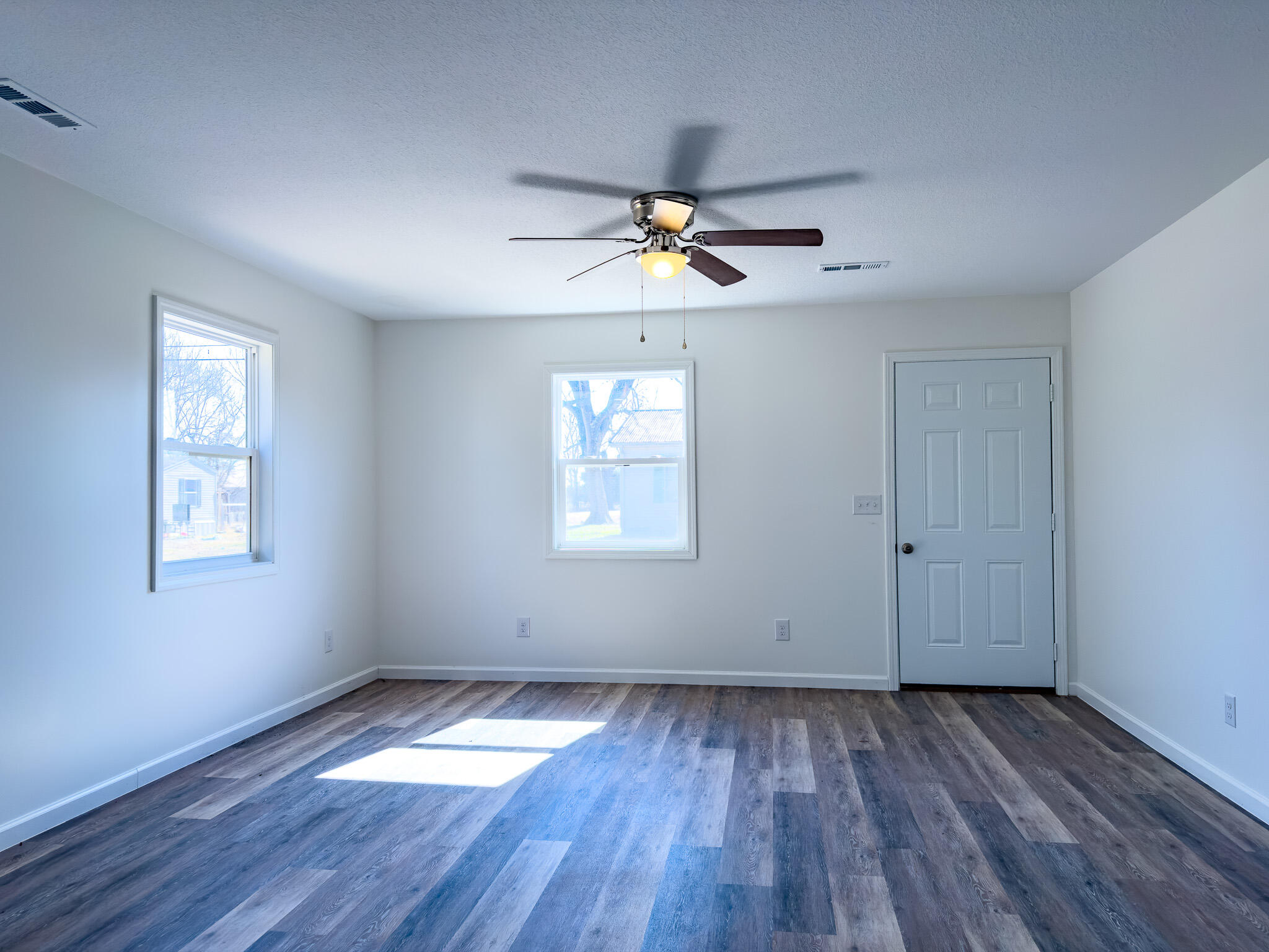408 2nd Street Property Photo 7