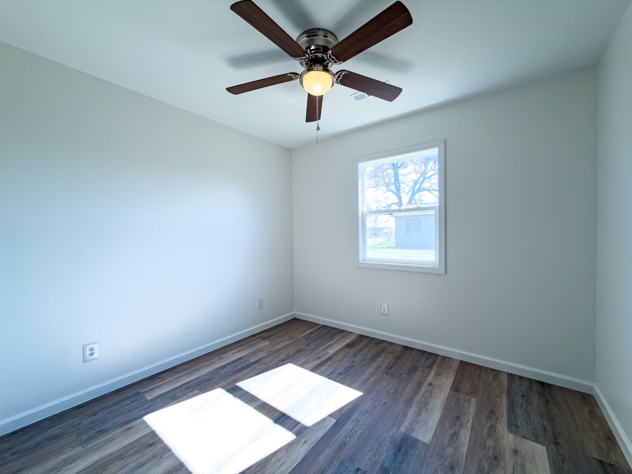 408 2nd Street Property Photo 25
