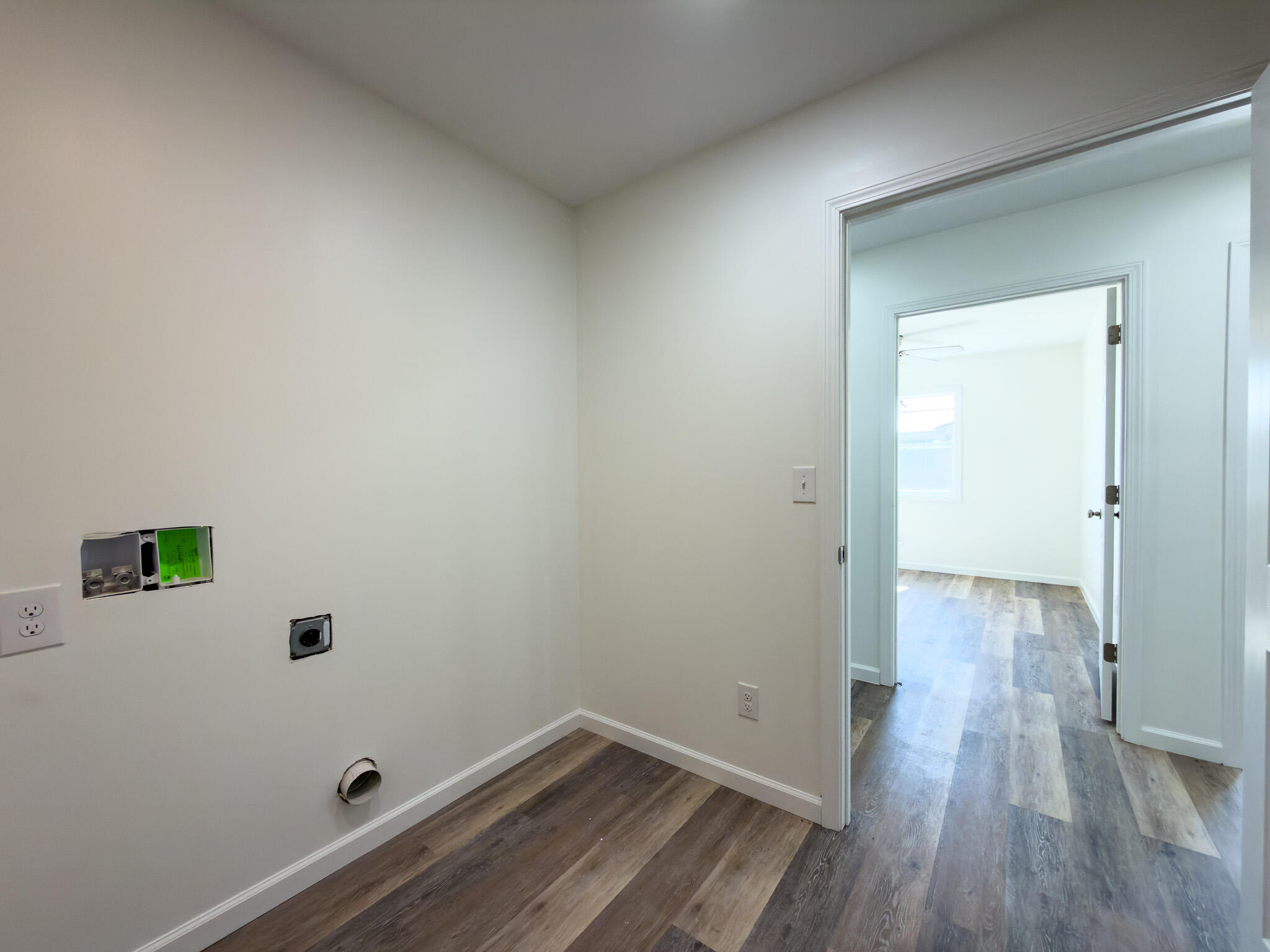 408 2nd Street Property Photo 27